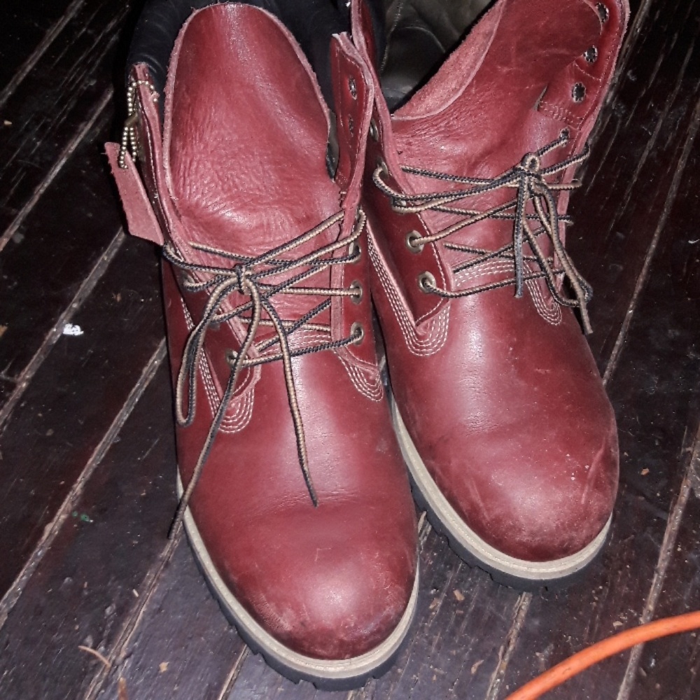 Burgundy used timberlands